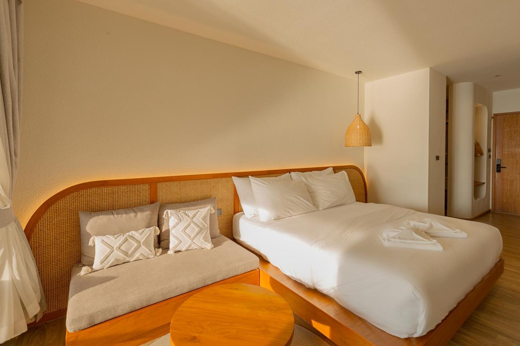 Tasana Bar And Luxury Resort ラン島 エクステリア 写真
