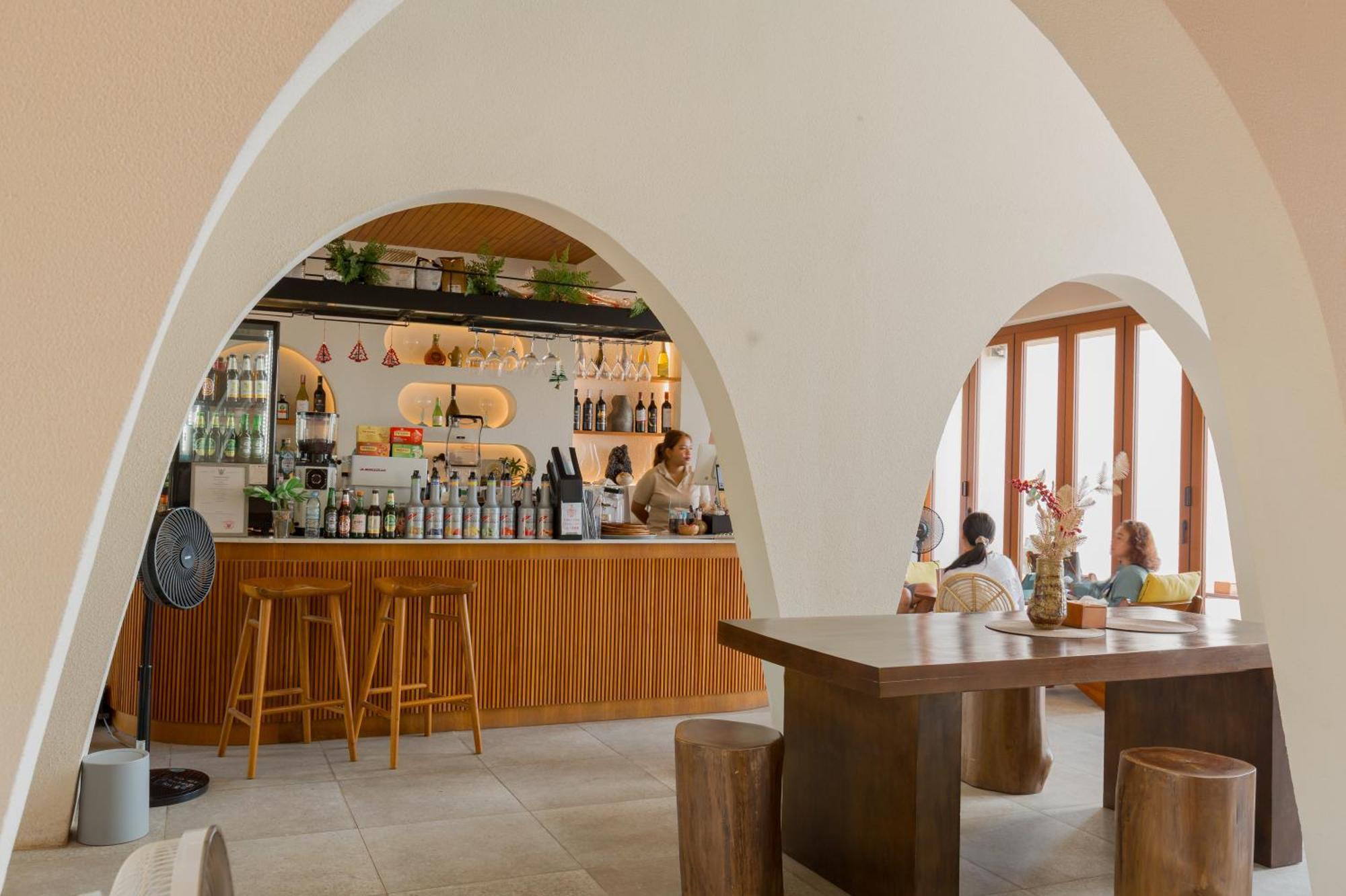 Tasana Bar And Luxury Resort ラン島 エクステリア 写真