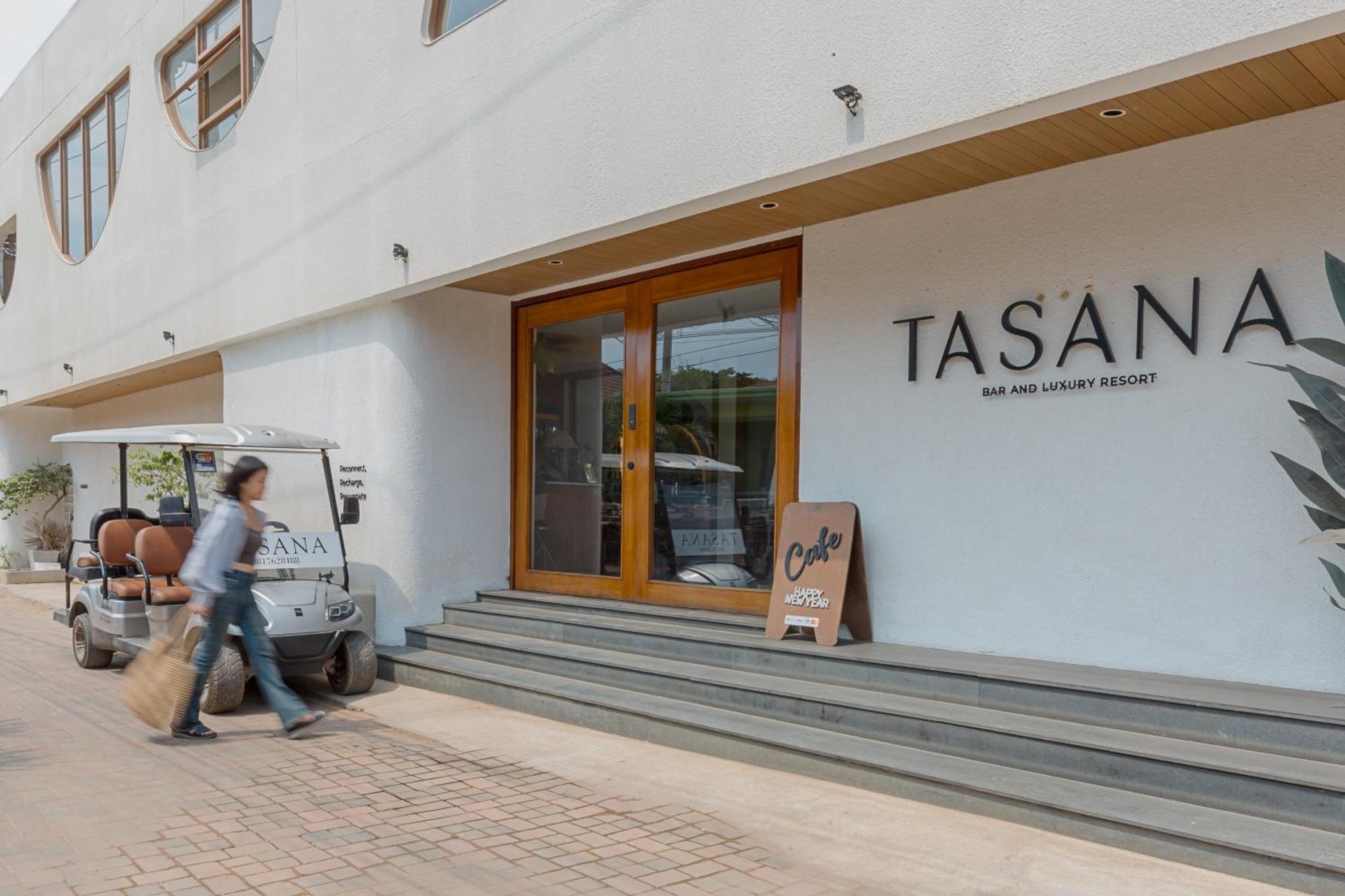 Tasana Bar And Luxury Resort ラン島 エクステリア 写真
