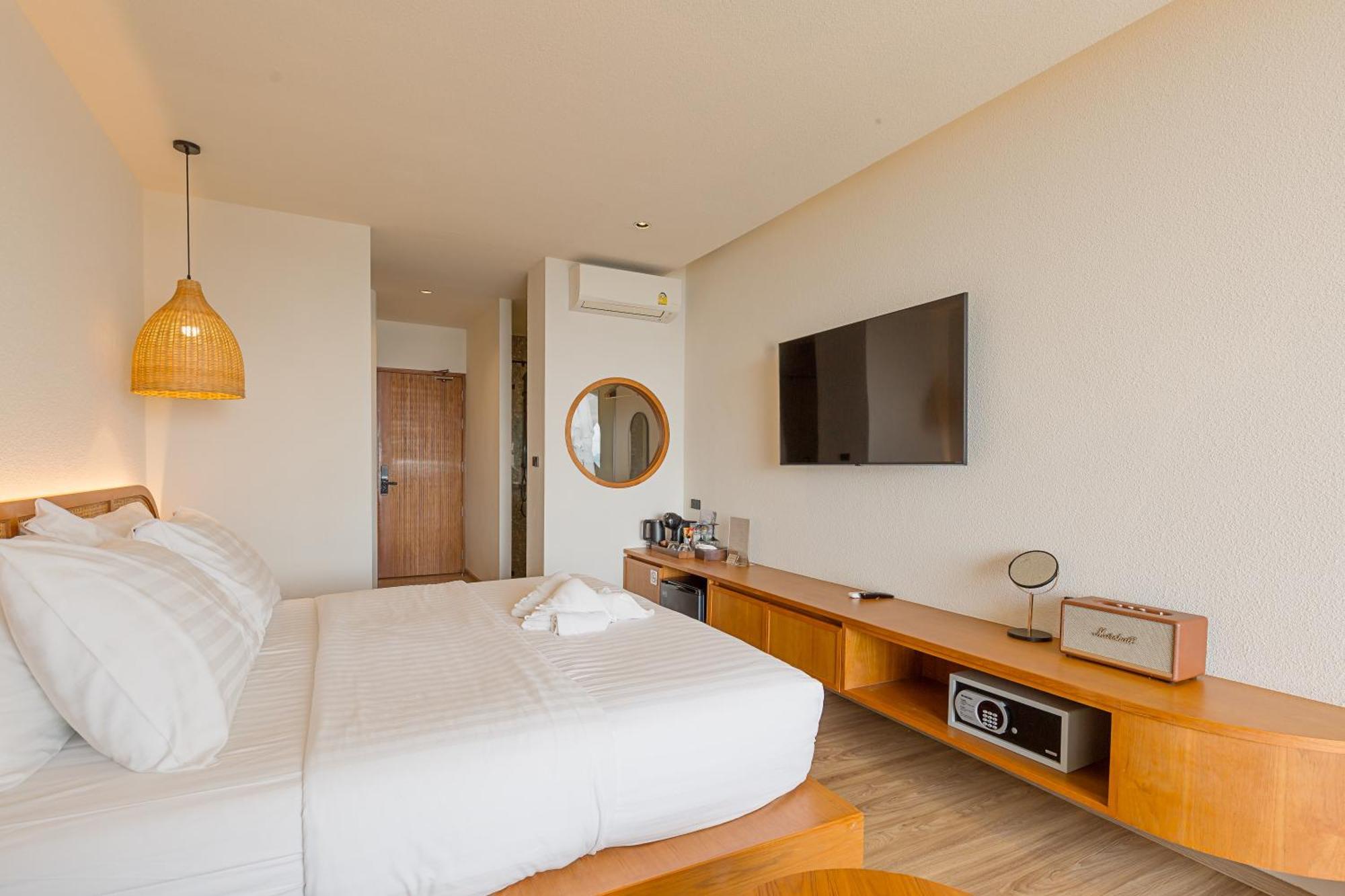 Tasana Bar And Luxury Resort ラン島 エクステリア 写真