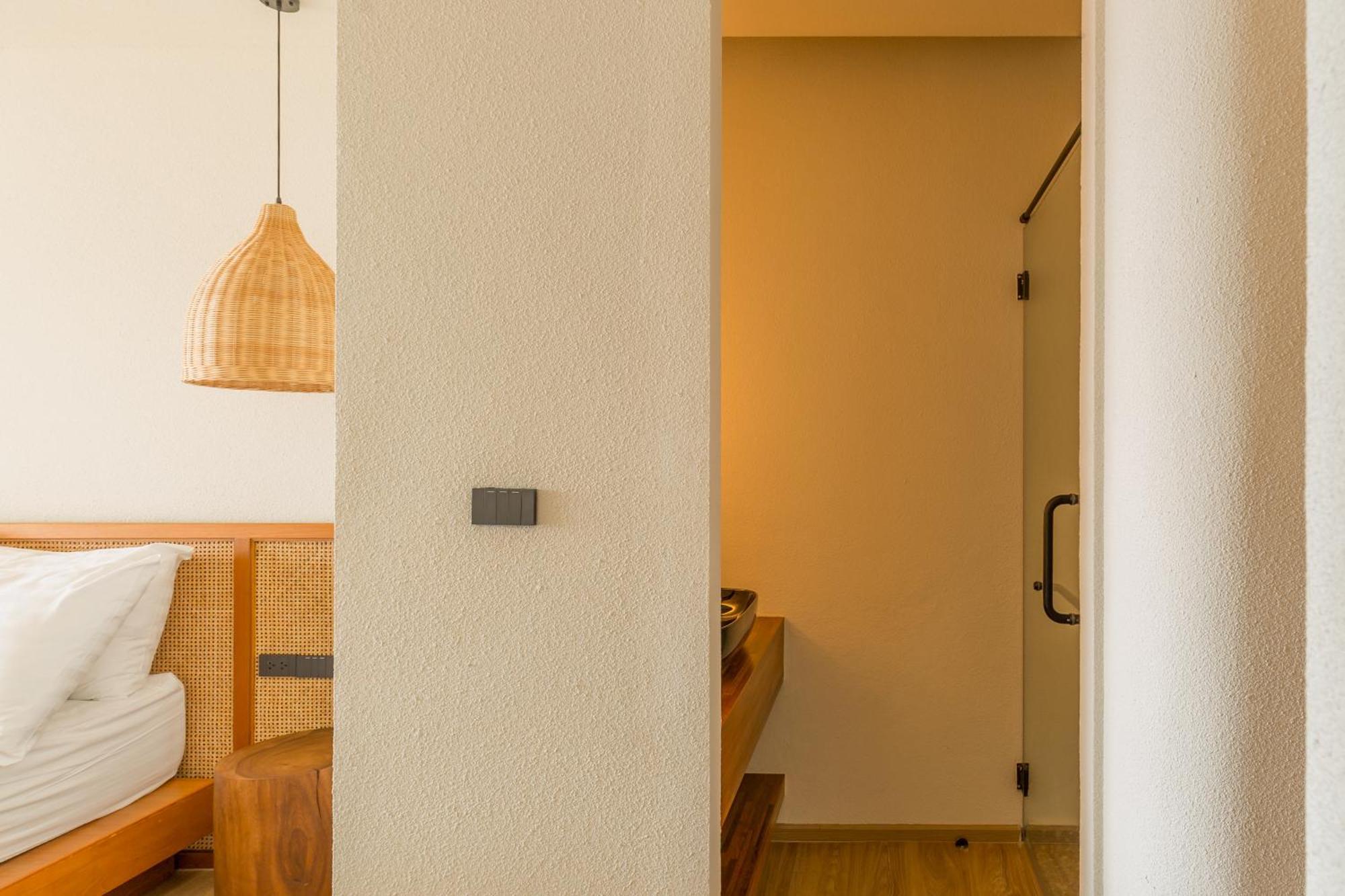 Tasana Bar And Luxury Resort ラン島 エクステリア 写真