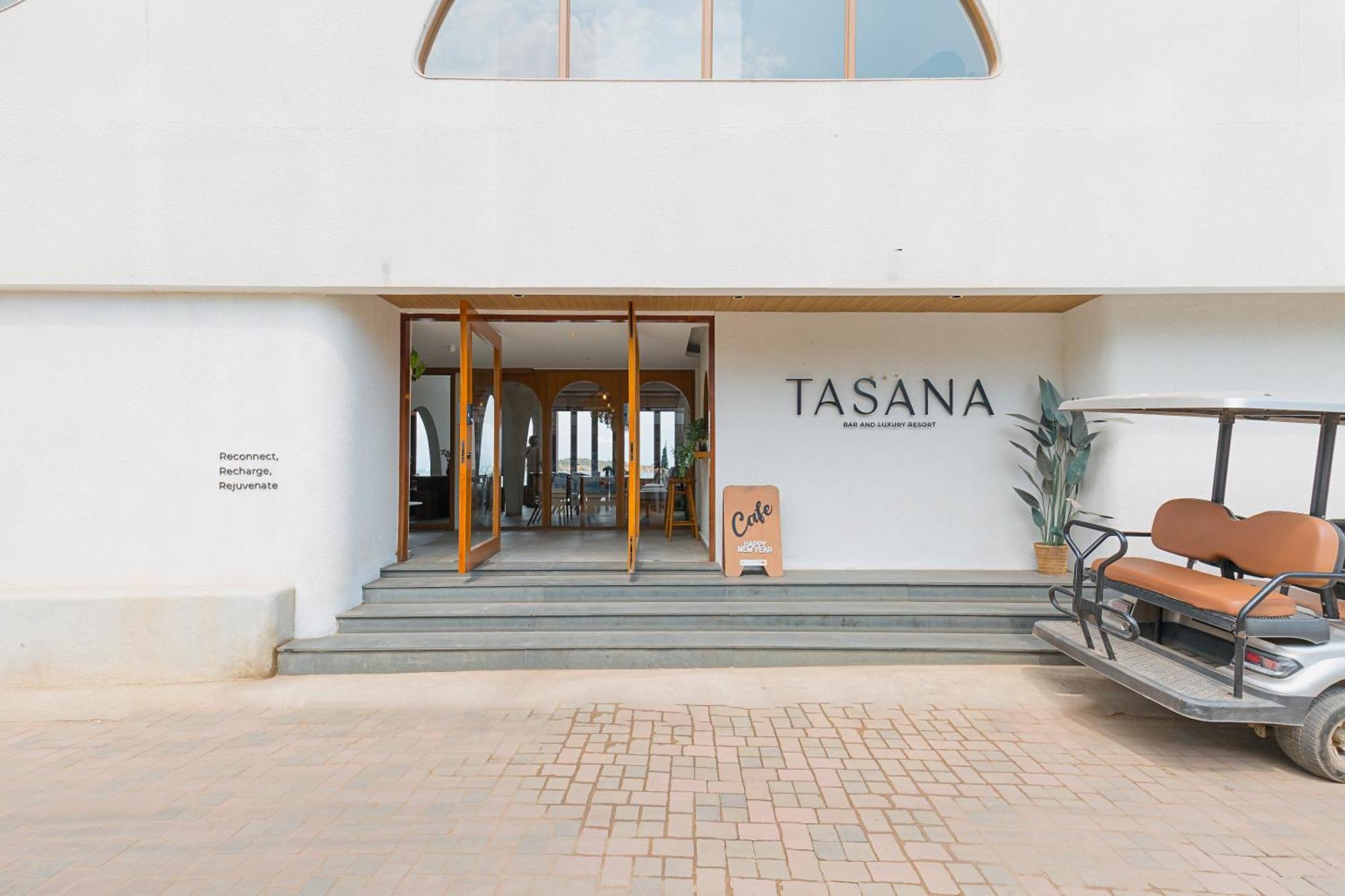 Tasana Bar And Luxury Resort ラン島 エクステリア 写真